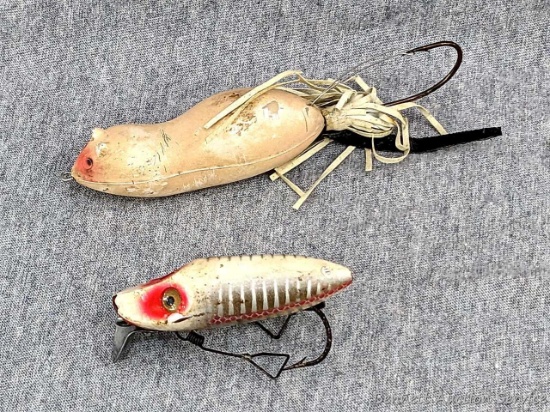 Vintage Heddon Zara Mouse and Heddon River Runt Spook Sinker fishing lures. Some paint chipping