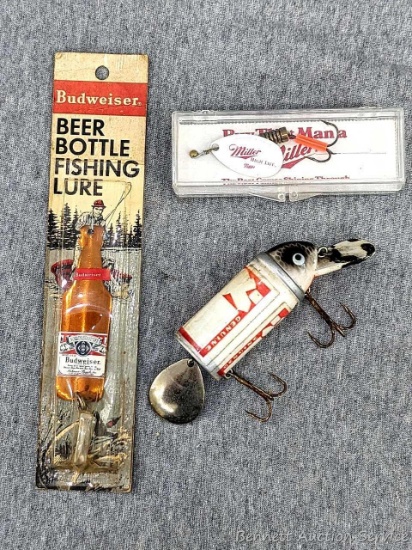 Vintage Heddon Big Bud Budweiser fishing lure, vintage Budweiser Anheuser-Busch beer bottle fishing