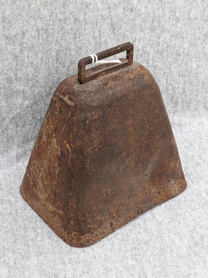 Nice bell for your shop door. Old cowbell is about 4" x 4-1/2" tall.