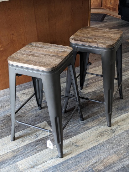 Pair of farmhouse style stools are sturdy and in good condition, stand 2' tall. Matches Lot 21.