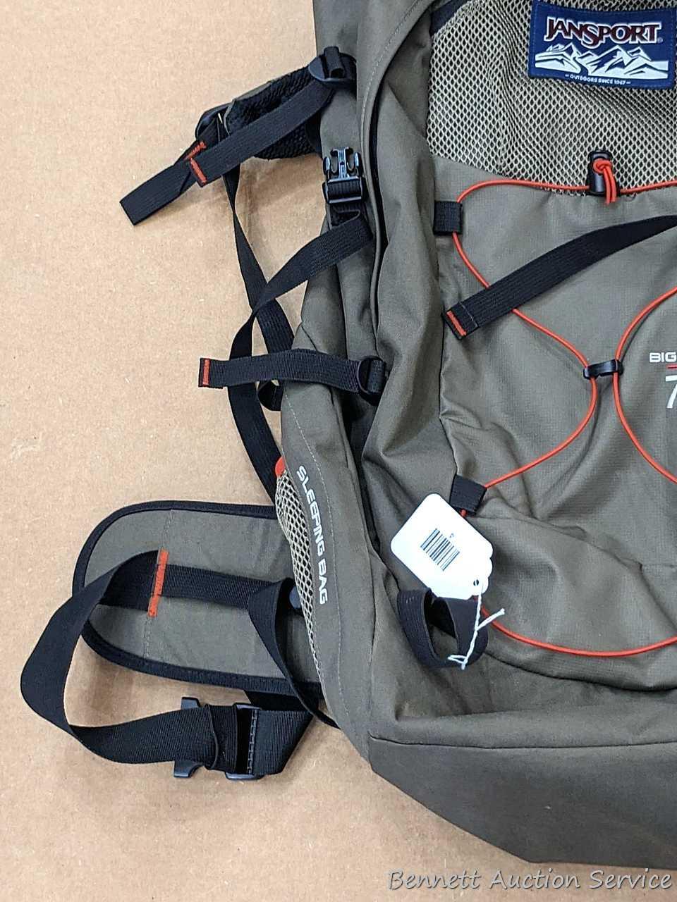 Jansport big cheap bear