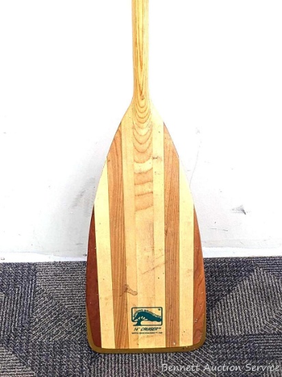 Bending Branches 14* Cruiser with Rockgard tip racing canoe. Oar measures 52" long with a crafted