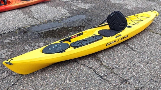 Ocean Kayak Tetra Angler 12 open top kayak is in nice condition and 12' long. Incl footrests, and