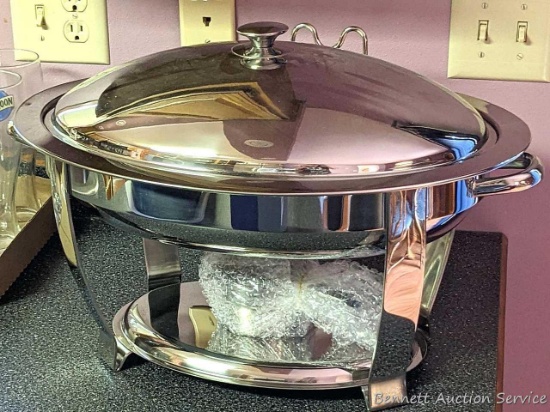 Nice, as-new buffet server is 22" over handles. I unpackaged for pictures.