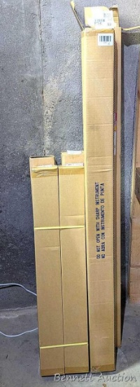 Curtain rods were shipped from JCPenney - we didn't verify contents of each box, but most appear