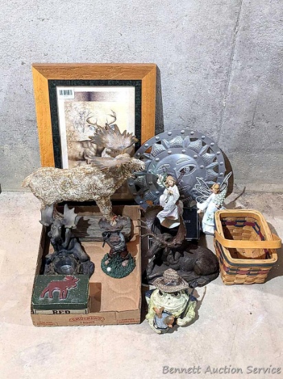 Northwoods decorations incl 13" long moose, angels, more.