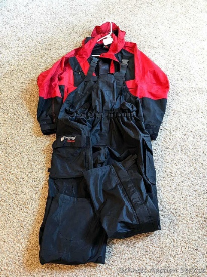 Frogg Toggs windbreaker style jacket and matching pants all are size XL and in good condition.