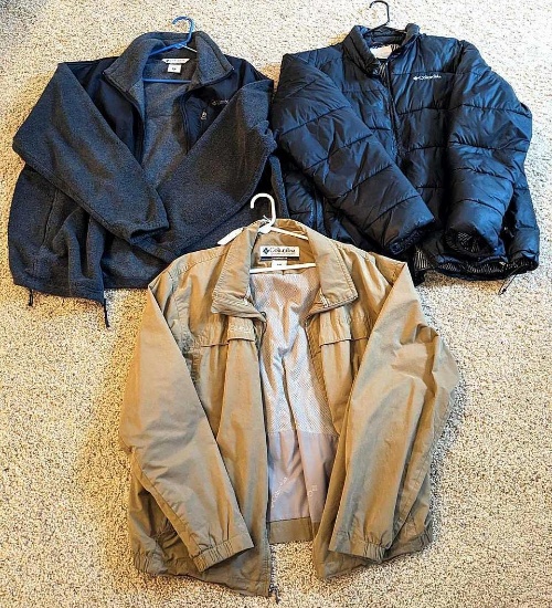 Three men's Columbia jackets, all size XL. Styles include puffer, fleece and lightweight jackets all