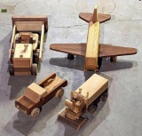Neat wooden toys incl 12