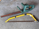 Black & Decker electric hedge trimmer has a 16