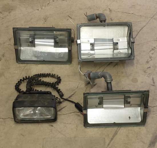 Weatherproof outdoor light fixtures up to 9" wide.