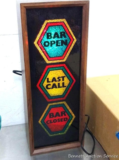 Retro bar light reads Bar Open, Last Call, and Bar Closed. Red and green lights work nicely but