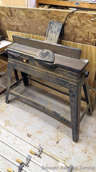 Craftsman Contractor Series 2 HP 6 1/8" jointer / planer. The planer is in good condition with