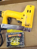 Electric Arrow Fasteners stapler, comes with some staples and is in good condition.