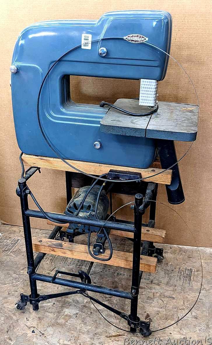 Pickup in Rib Lake. Craftsman band saw with 1/3 | Proxibid