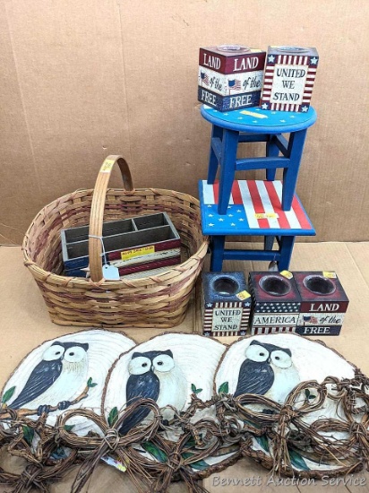 Assortment of patriotic home decor incl two small 8" tall wooden stools, a utensils organizer, a
