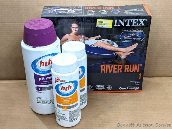 NIP Intex brand River Run1 lounge tube for the days on the lake or in the pool. Measures approx 53"