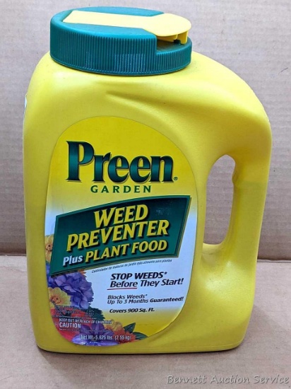 Unopened 5.6 lb jug of Preen Garden Weed Preventer plus Plant Food that covers 900 sq ft.
