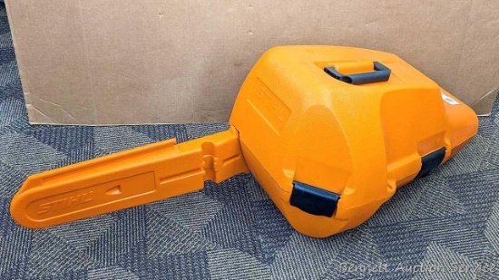 Stihl Woodsman chainsaw case fits MS 170 to MS 460 with 20? bar. (Excludes MS 441 and wrap-handle