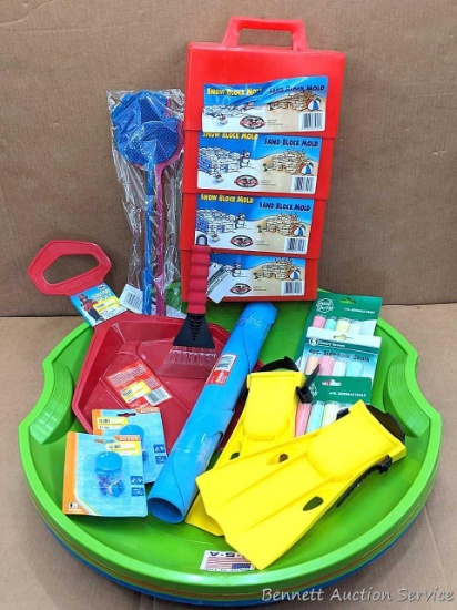 Kids outdoor fun!! Snow / sand block molds, snow saucers, flying carpet sled, fly swatters for