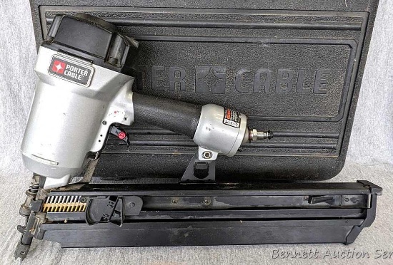 Pneumatic Porter Cable 3-1/2" round head Type 1 framing nailer with case, manual, oil. About 21"