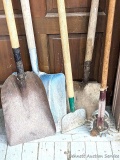 Pickup in Rib Lake. Flat bottom shovels, dirt spade, lawn edger, ice chipper.