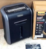 Very nice Fellowes Refurbished 79ci cross-cut paper shredder with box and manual. Cuts both vertical
