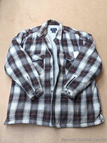 Moose Creek Legendary Clothing size XL plaid jacket. Slight discoloration on cuffs and a few loose