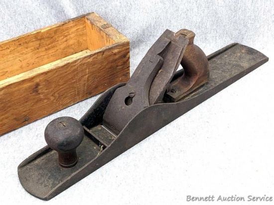 Almost 18" hand plane with a 2 1/4" sharp blade, tight handles, and comes in a 20" wooden box.