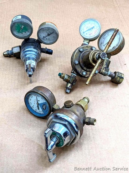Purox CGA-540, Modern Engineering Meeco P-600, and other Purox gas regulators.