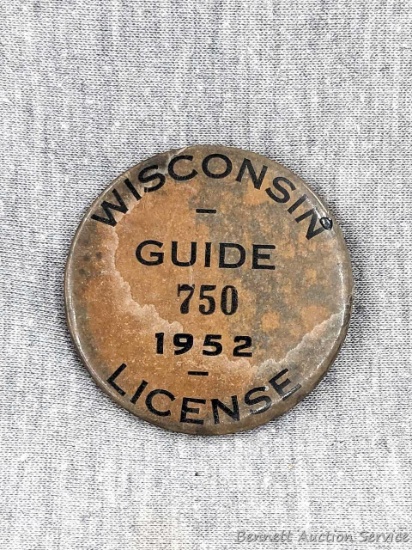 1952 Wisconsin Guide License pin is 1-3/4" across.