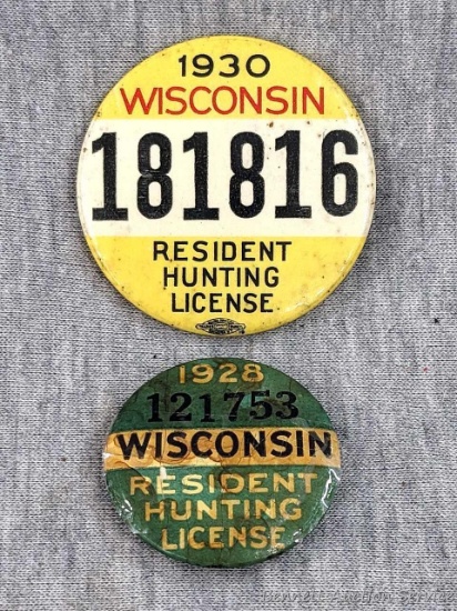 1928 and 1930 Wisconsin Resident hunting license pins. 1930 pin is 1-3/4"; 1928 Wisconsin pin has