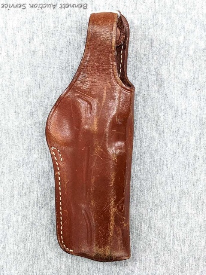 Nice Old World right handed leather holster is No. 23039 and in good condition. 8-1/2" long overall,