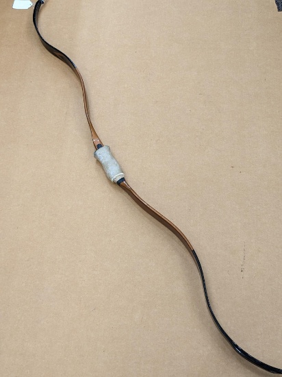Vintage Ply-Flex Professional Model Fibre Glass recurve bow would make a neat floor lamp stem. Reads