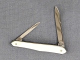 Vintage Remington UMC folding pocket knife with two blades, and mother of pearl handles. The knife