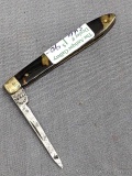 Vintage single blade folding pocket knife with a blade marked Silver Steel. The knife is in good