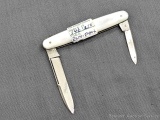 Vintage Remington UMC folding pocket knife with mother of pearl handles. The knife is in good