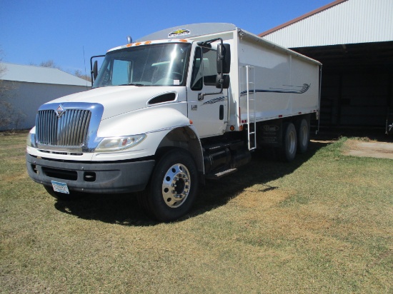Lowell & Nancy Swanson Retirement Auction