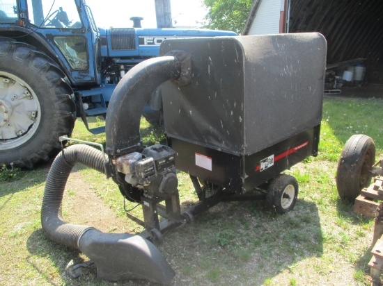 AGRI FAB  POWER VAC w/CART
