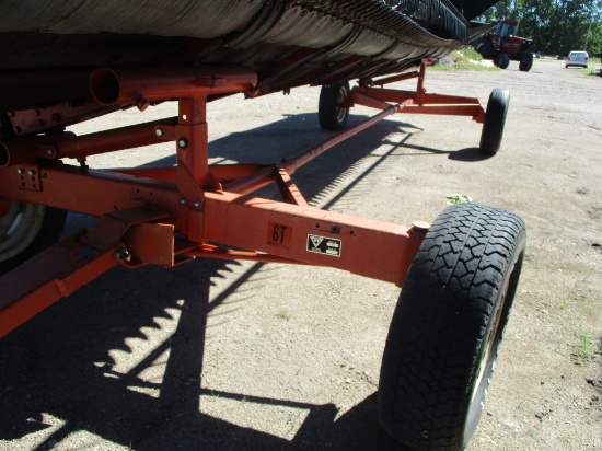 4 WHEELED HEADER TRAILER