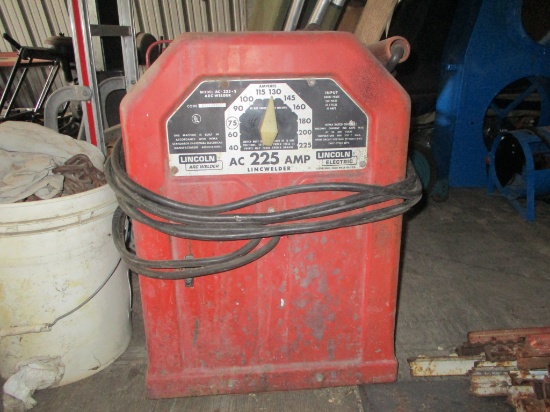 Lincoln 225 AMP AC Welder