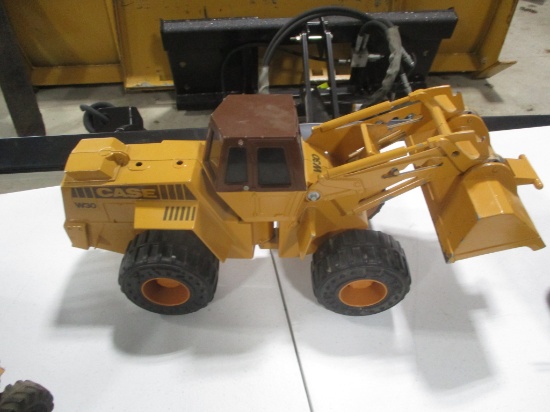 1980'S CASE W30 PAYLOADER