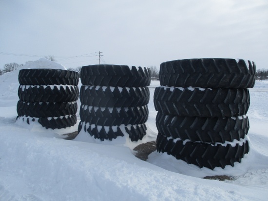 20.8X42 Tire