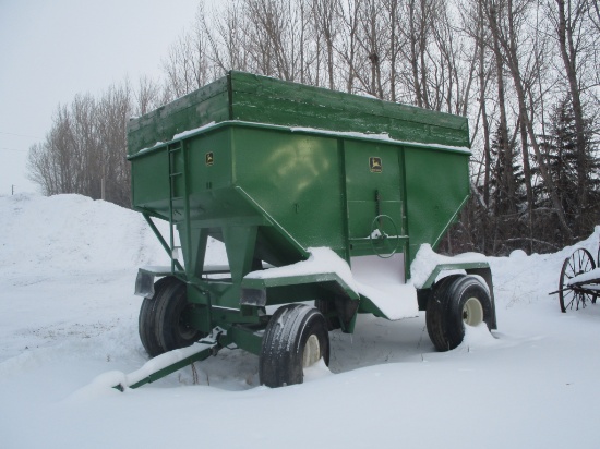 Lundell 350 Bush. Gravity Wagon