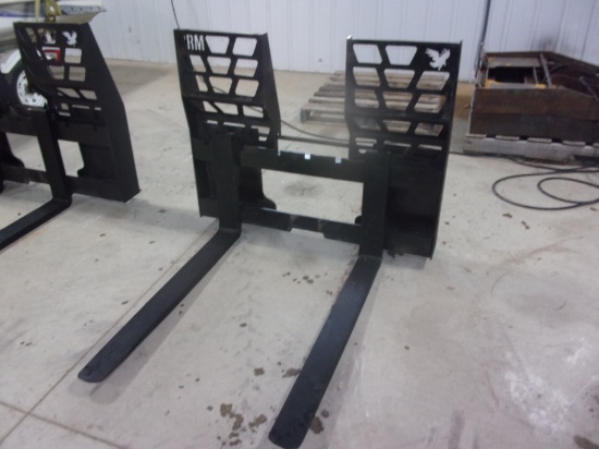 44" WALK THROUGH PALLET FORK ATTACHMENT