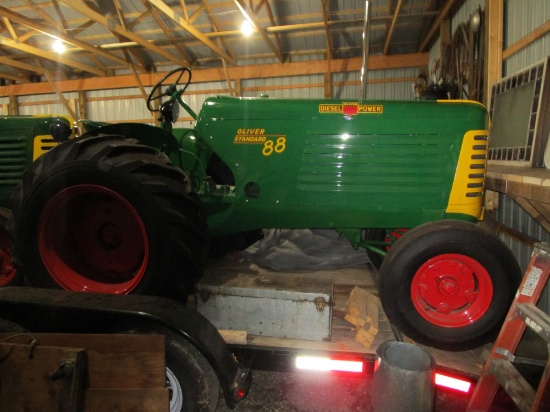 1952 OLIVER 88 STANDARD DIESEL (RESTORED)