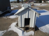 DOGHOUSE W/STEEL SIDING
