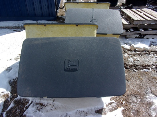 4- FERT  BOXES FOR JD 7000 PLANTER