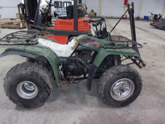 YAMAHA 350 BIG BEAR 2X4 4WHEELER, 3000 MI,
