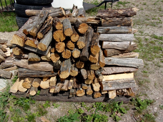 CEDAR WOOD SPLIT